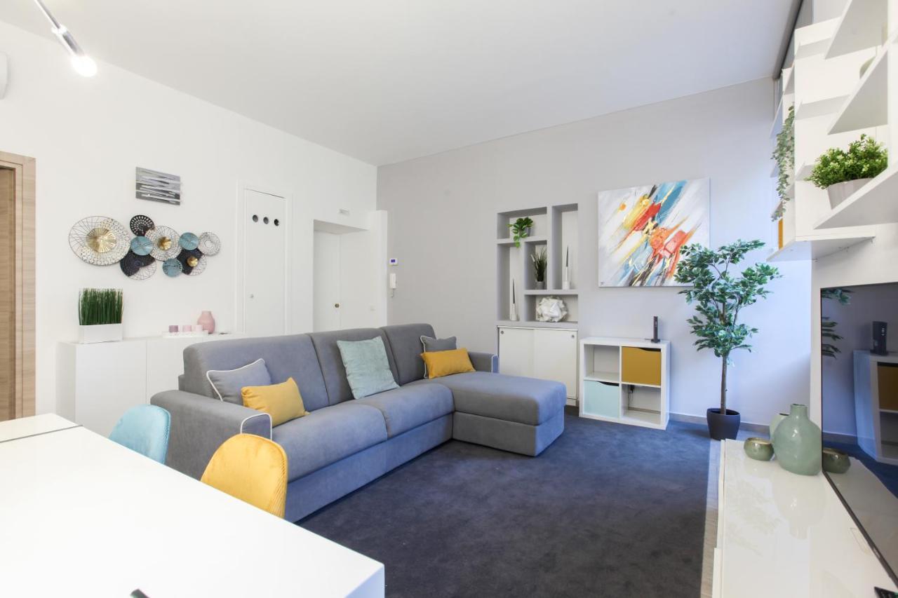 Modern Close To Shopping District * Milán